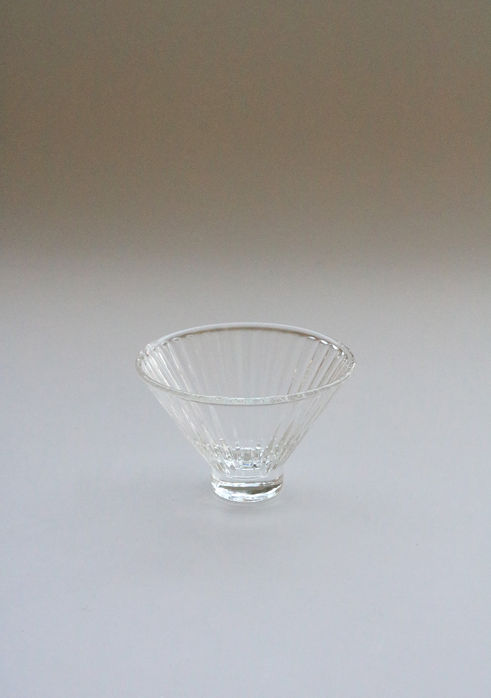 Glass mini bowl