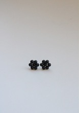 Remember,me Earring047 &quot;circle flower&quot;_all black